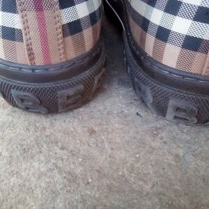BARBERRY SHOES